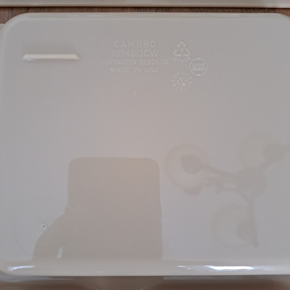 Set of 4 vintage school lunch tray cambro 10146DCW Huntington beach Made… - Picture 13 of 16
